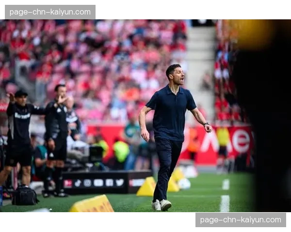 战术板：哈维·阿隆索的勒沃库森如何通过三秒原则重塑德甲转换节奏